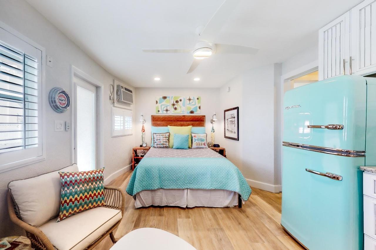 Sea Rocket 8 Otel St. Pete Beach Dış mekan fotoğraf